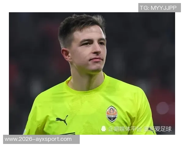 罗伯逊分析索博失误原因认为他过于自信马马尔达什维利对此表现不满 罗伯逊分析索博失误原因认为他过于自信马马尔达什维利对此表现不满