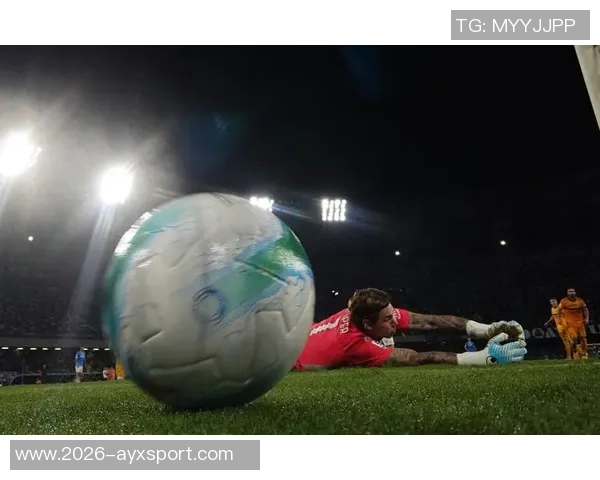 那不勒斯考虑租借罗马中锋多夫比克以应对卢卡冬季离队风险